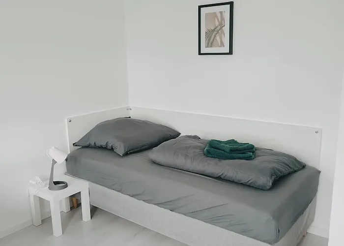 Monteurwohnung Business Links Langenfeld Apartmán